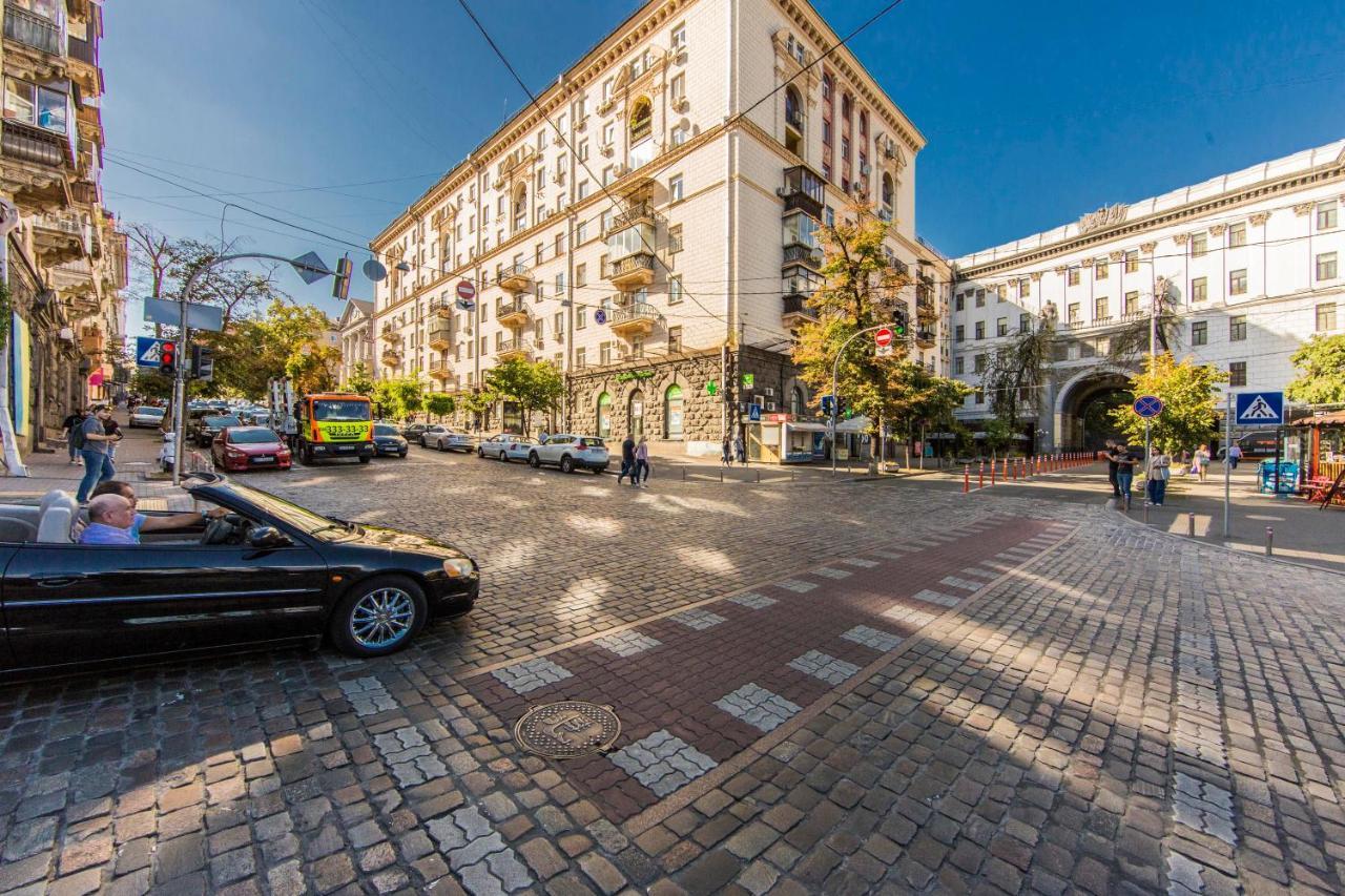 Комфорт- Апартаменти Біля Хрещатика Kiev Esterno foto