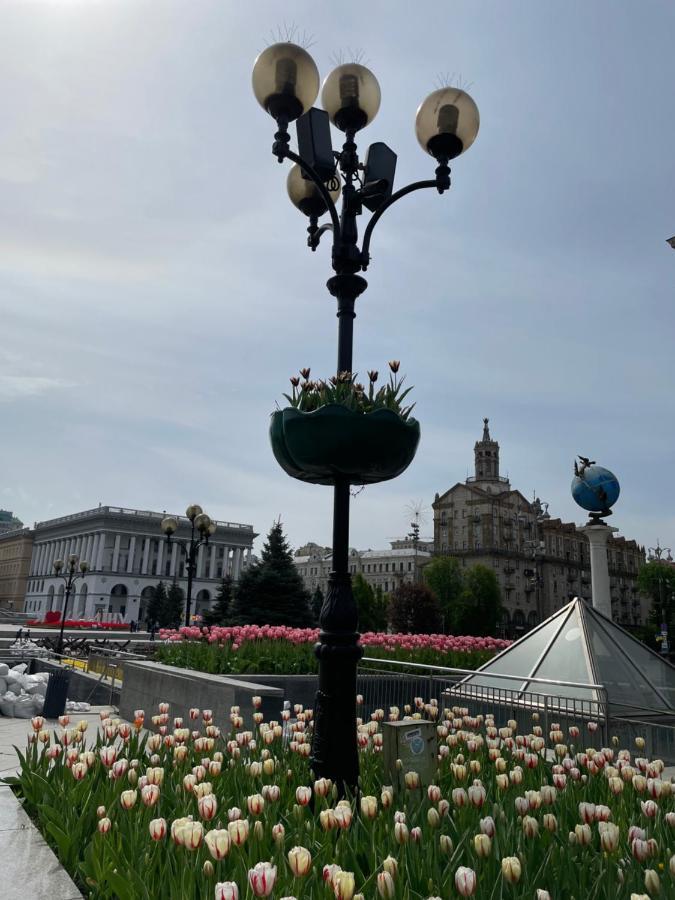 Комфорт- Апартаменти Біля Хрещатика Kiev Esterno foto